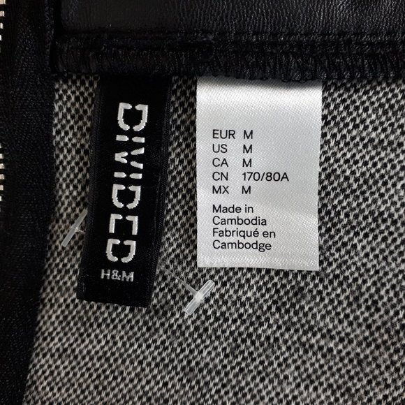 Divided Black White Circle Mini Skirt - Picture 6 of 8